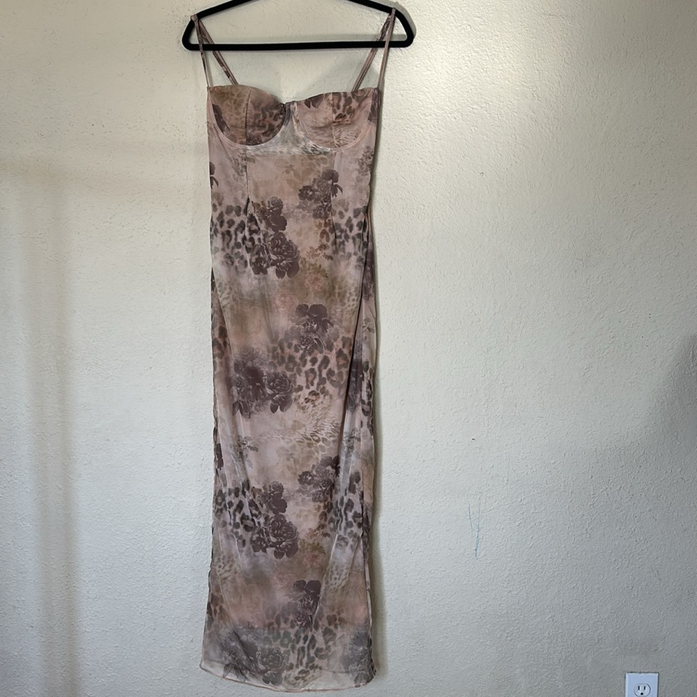 HOUSE OF CB L A-C 'Aiza' Cream Floral Print Maxi Dress NWOT - Picture 10 of 14